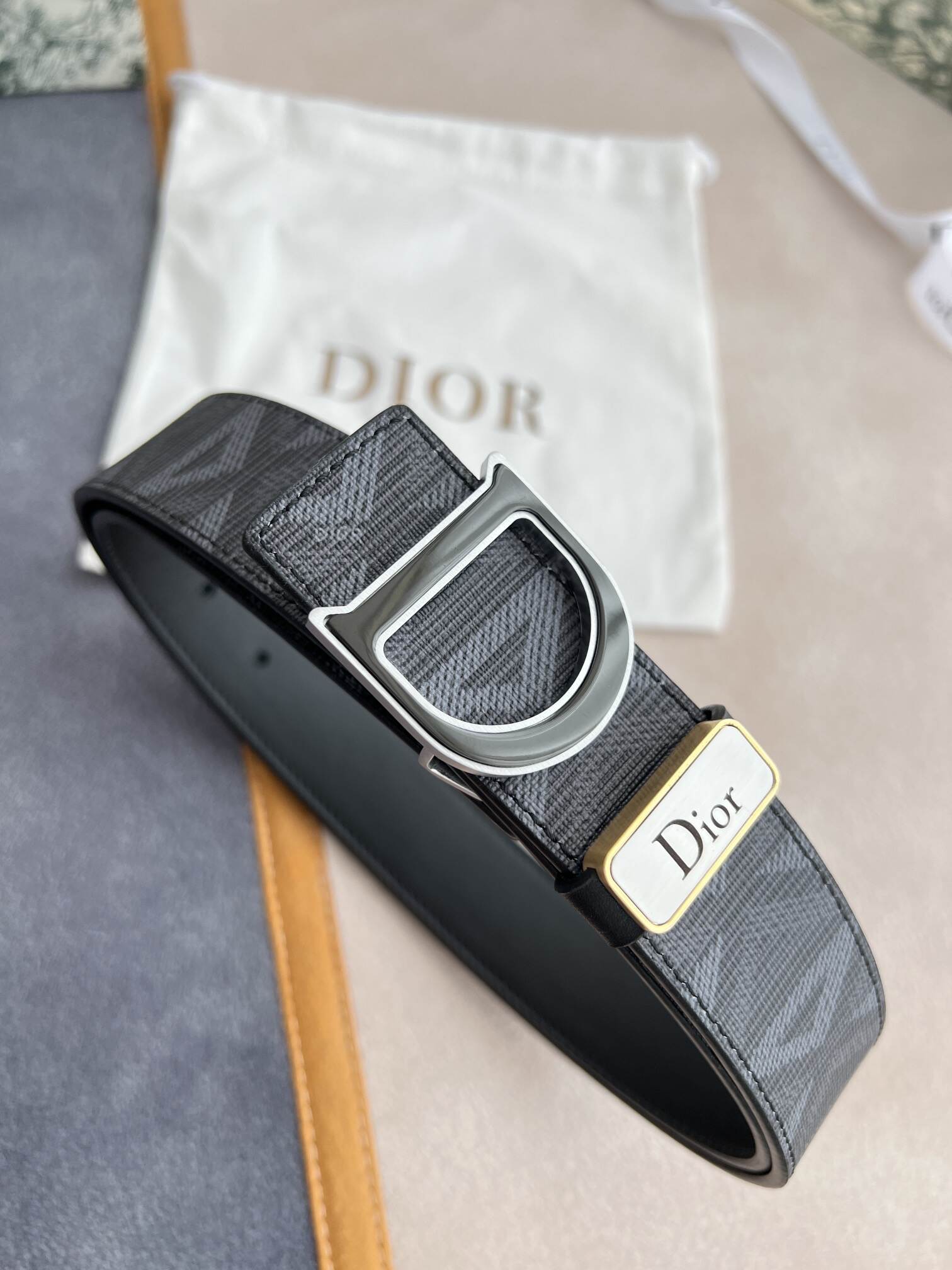 【 Dior 専門店】ご好評に付き再入荷！！
