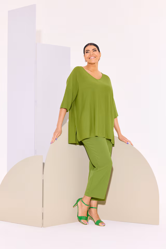 Oversized 3/4 Sleeve V-Neck Sweater