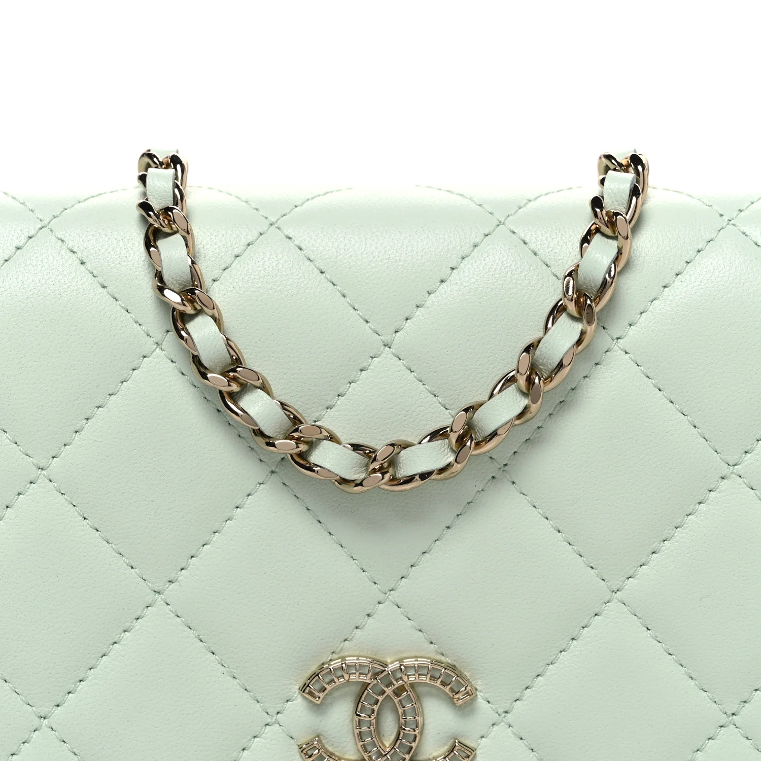 Lambskin Quilted Textured CC Wallet On Chain WOC Light Green