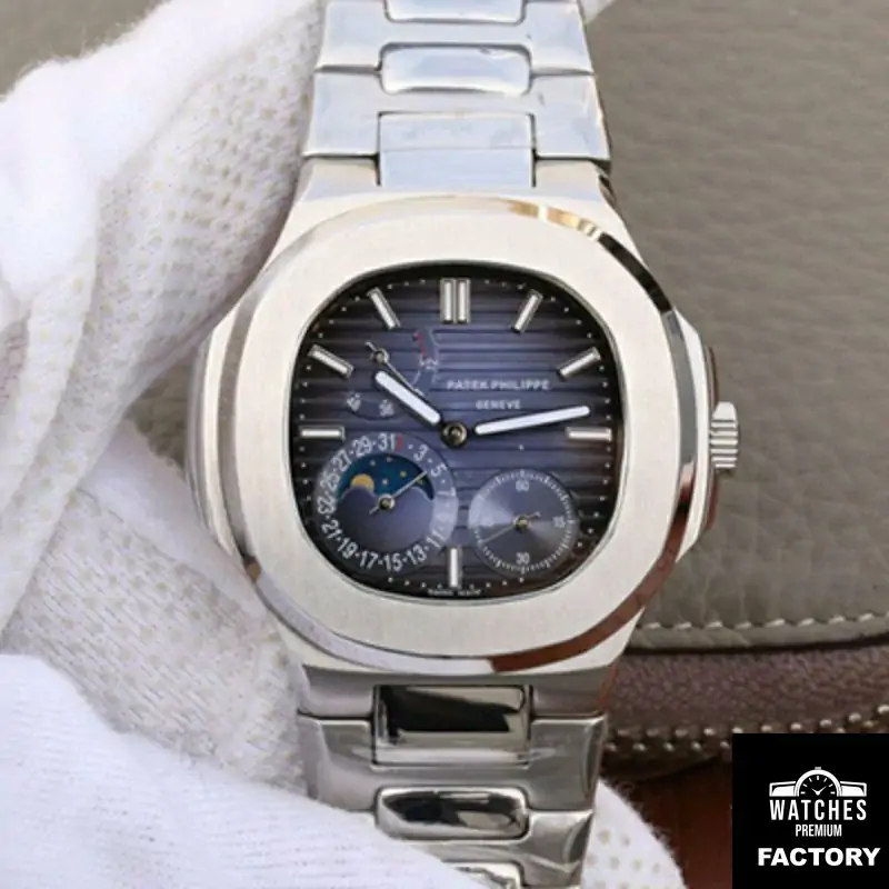Patek Philippe Nautilus Moonphase 5712 / 1A-001 Blue Dial