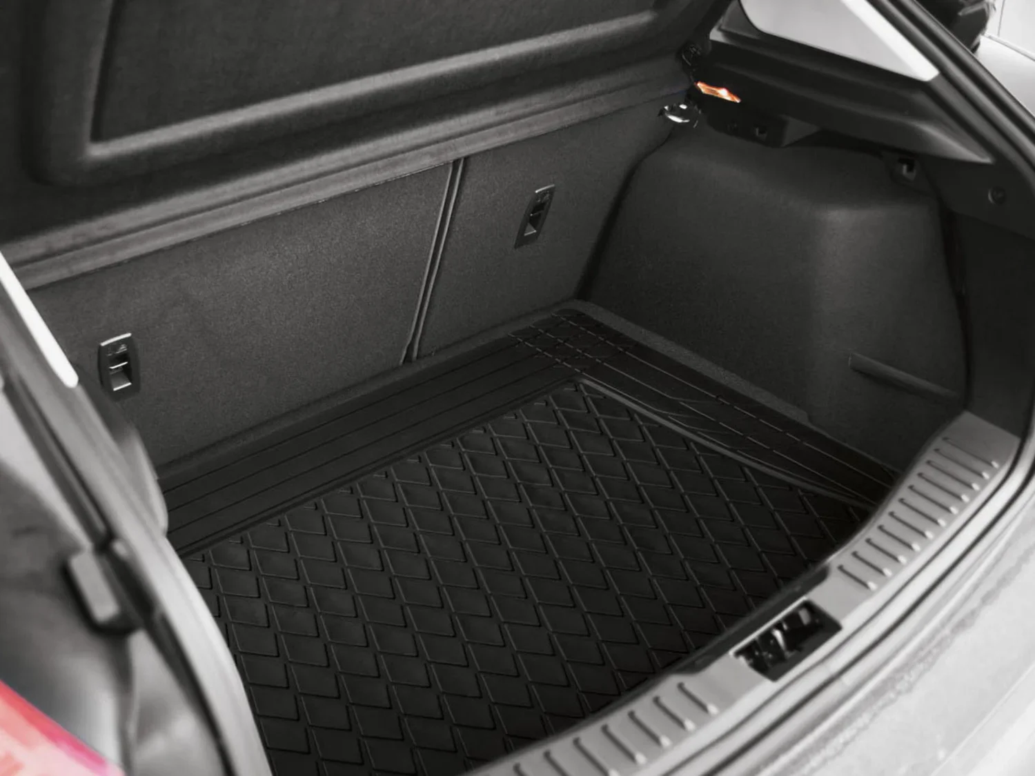 ULTIMATE SPEED Tapis de coffre, dcoupable