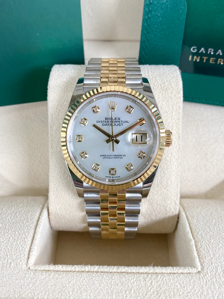 [Super Clone]RLX  Datejust 36mm 126233-0023 MOP Diamond Dial Jubilee Two-Tone Bracelet Watch