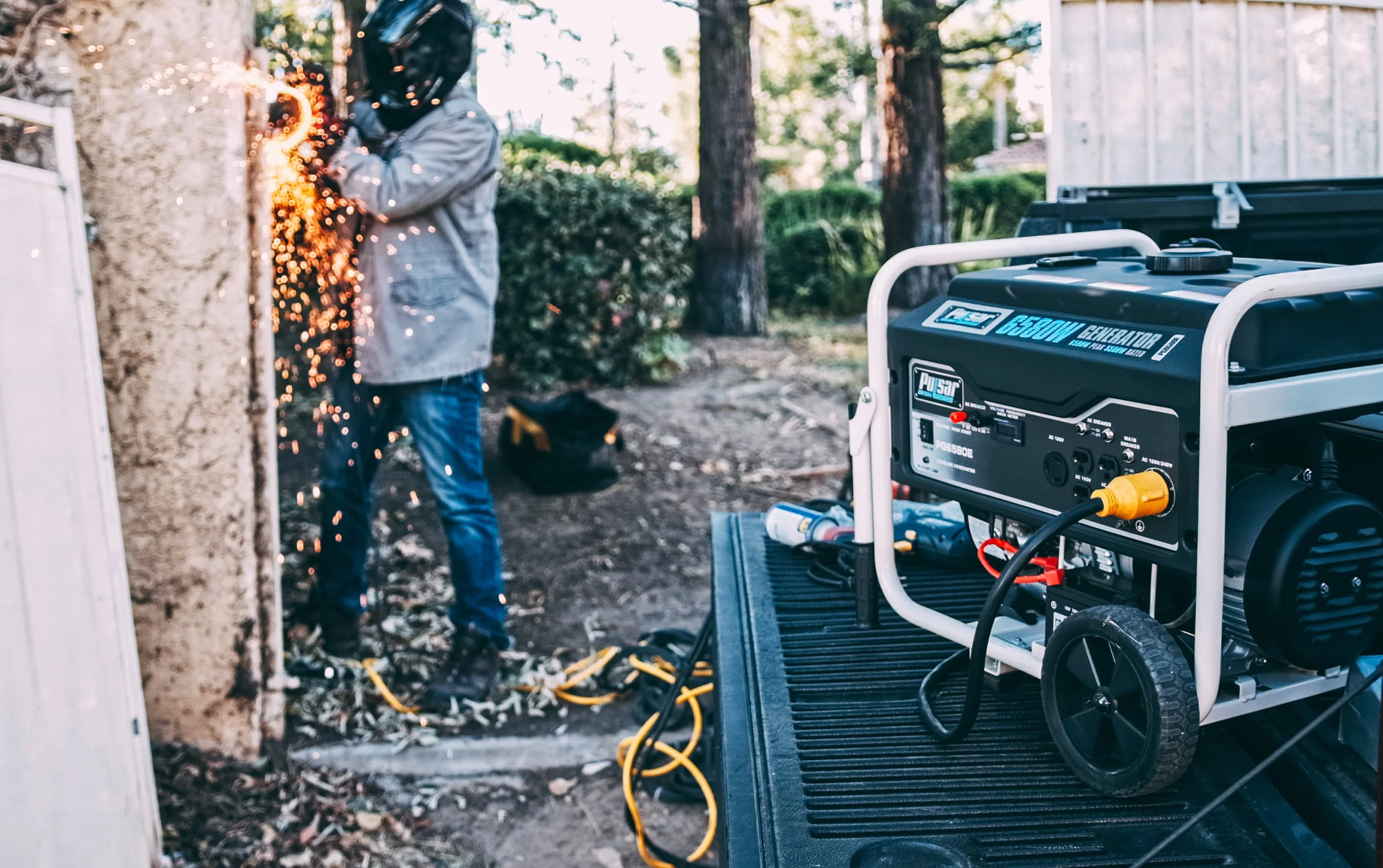 6580 Watt Portable Generator with Electric Start Image 5