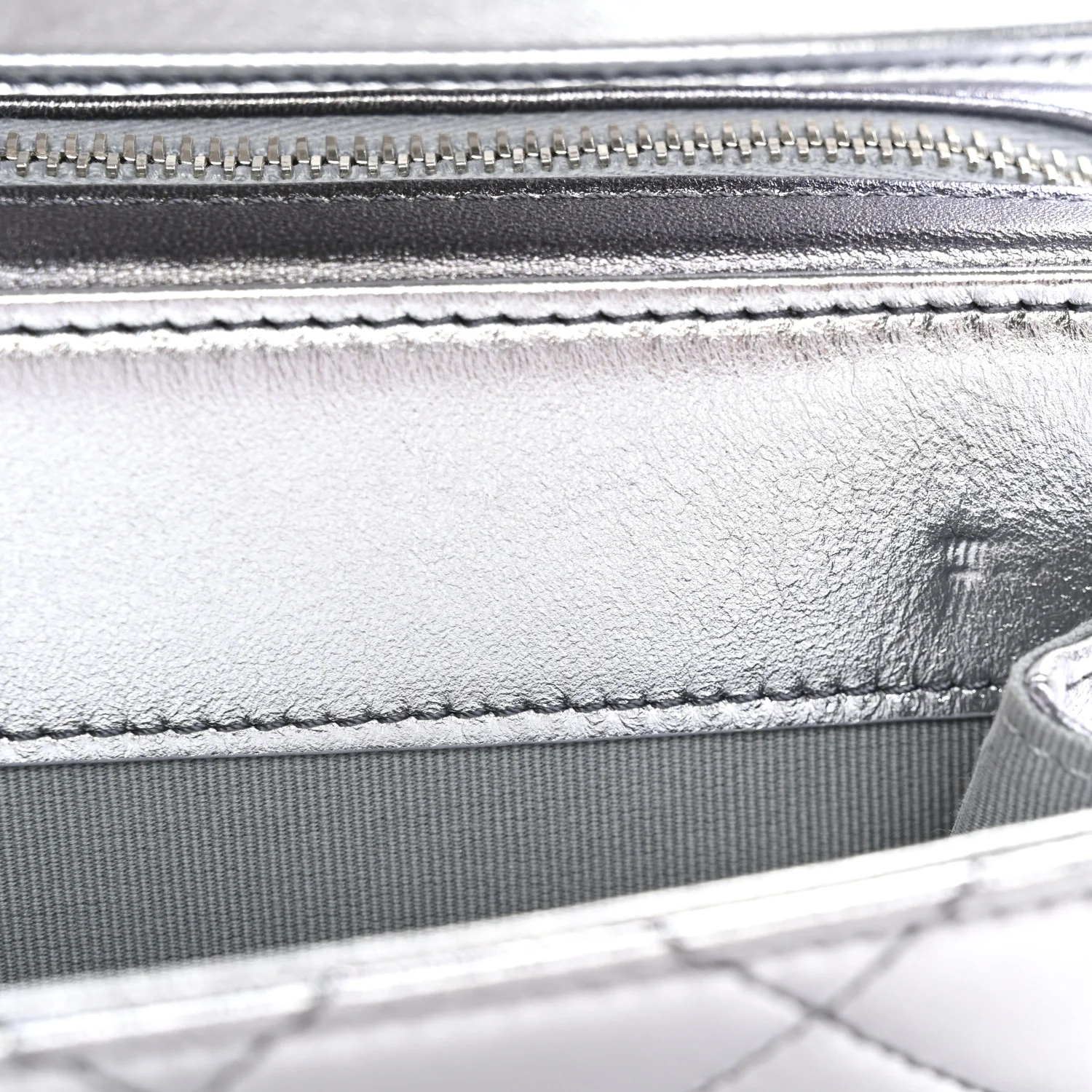 Metallic Lambskin Like A Wallet Flap Silvery Black