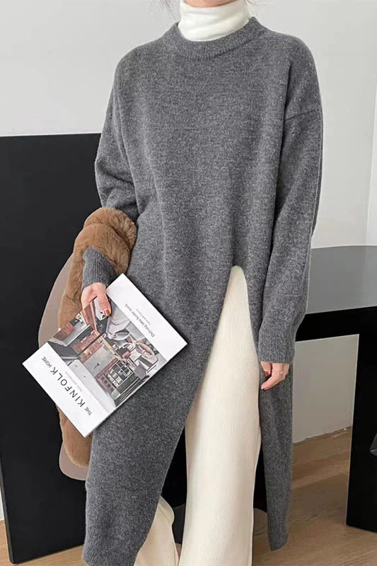 Robe-pull tricotée à fente latérale
