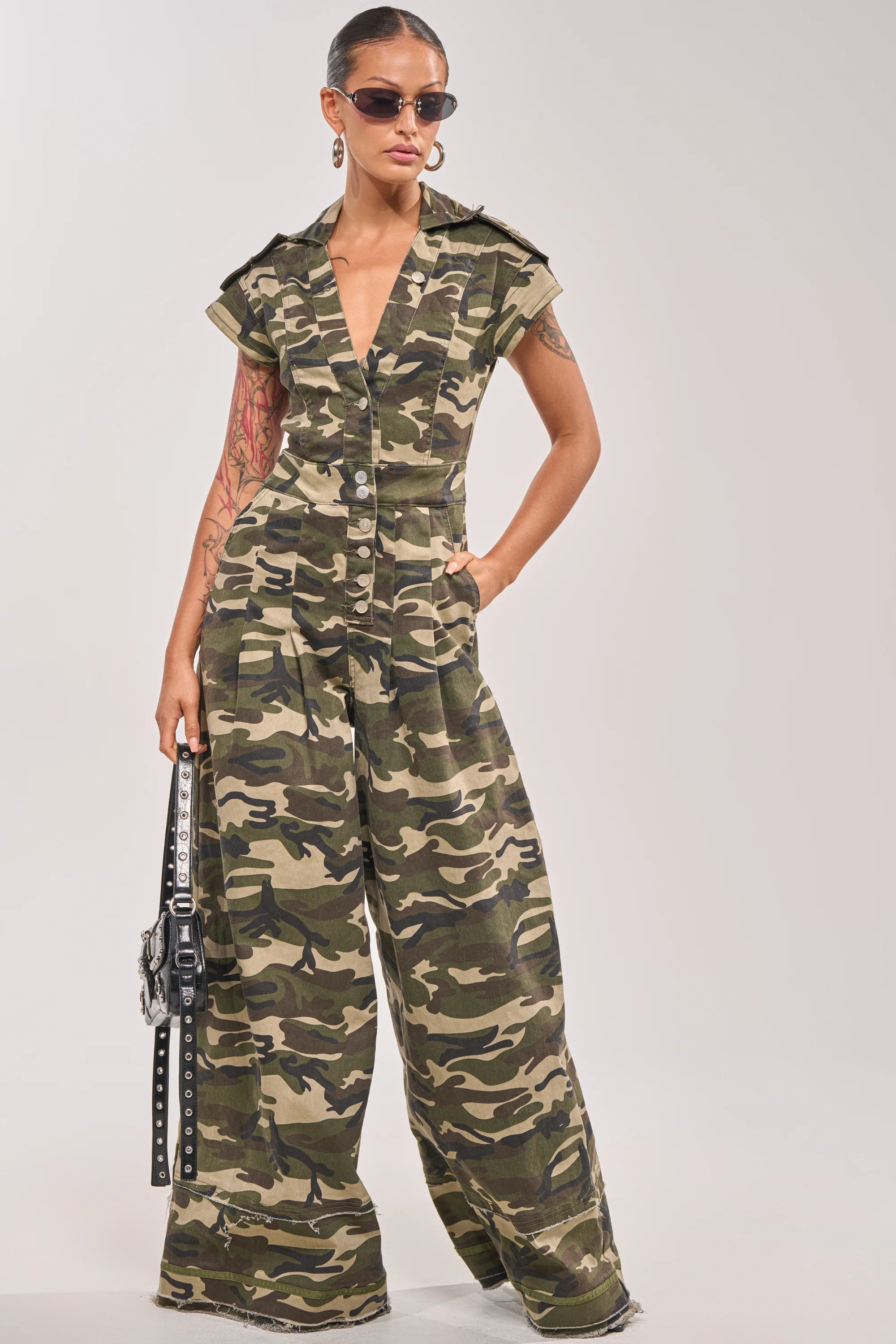 MAJOR DRAMA CAMO JUMPSUIT IN CAMO - Akira Store