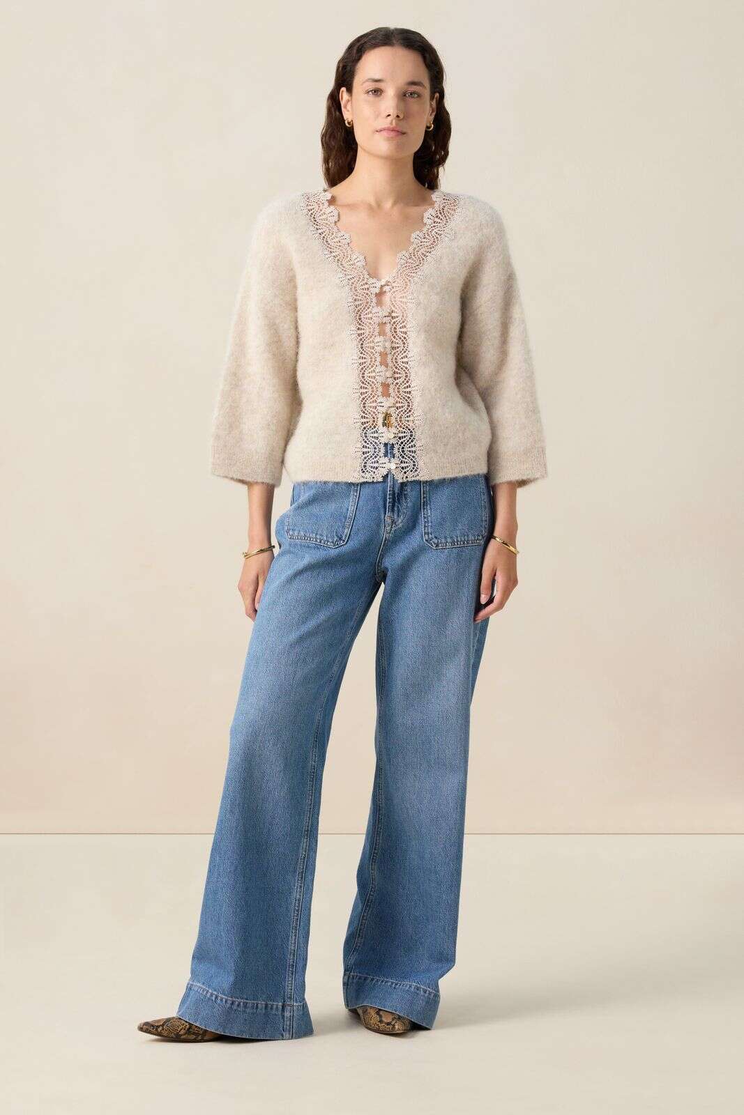 Beige reversible trui met kant