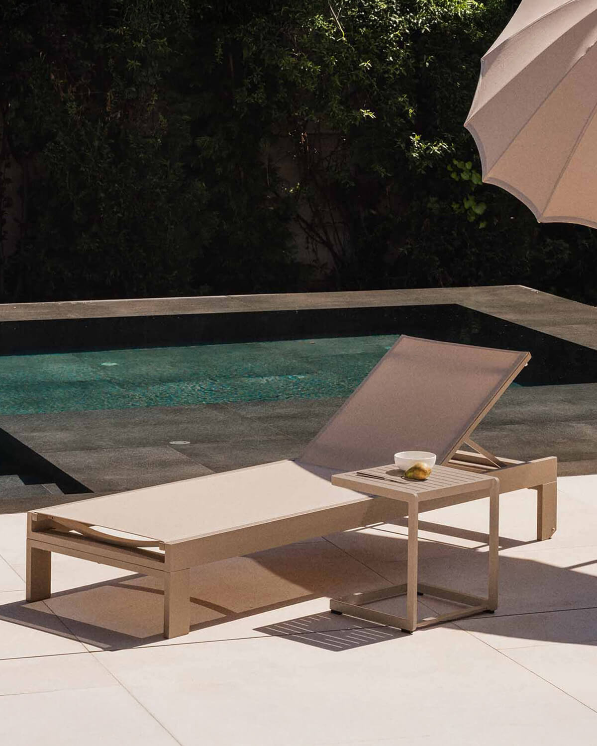 Kreta - Tumbona Reclinable de Tela y Aluminio New Kreta