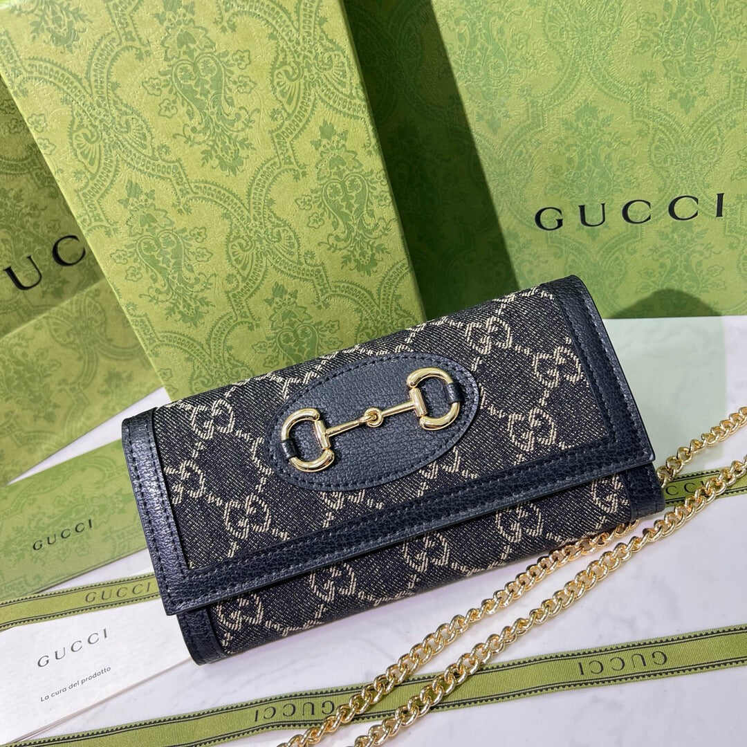 GUCCI【グッチ】 超スリム＆高級感溢れる！人気のミニ財布