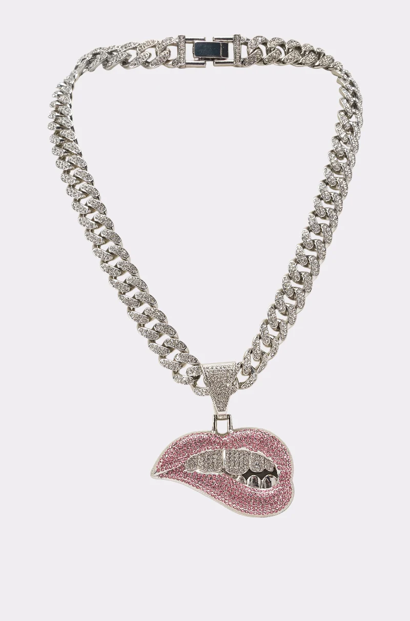 BITE ME STATEMENT PENDANT AND CHAIN - Akira Store