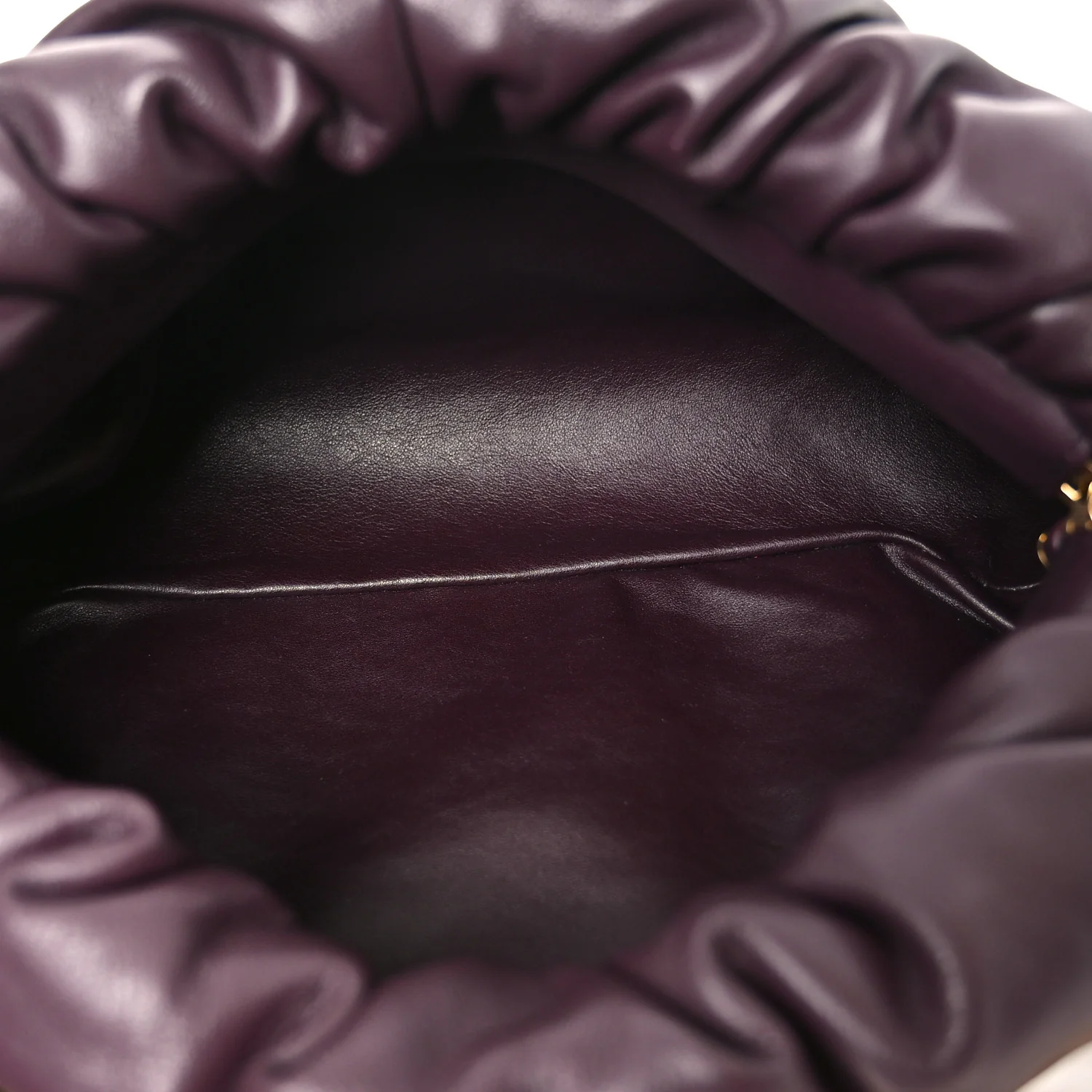 Calfskin The Pouch Chain Grape