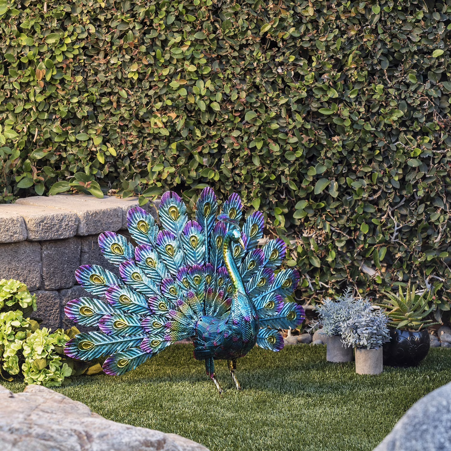 Alpine Corporation 22 Peacock Garden Statue