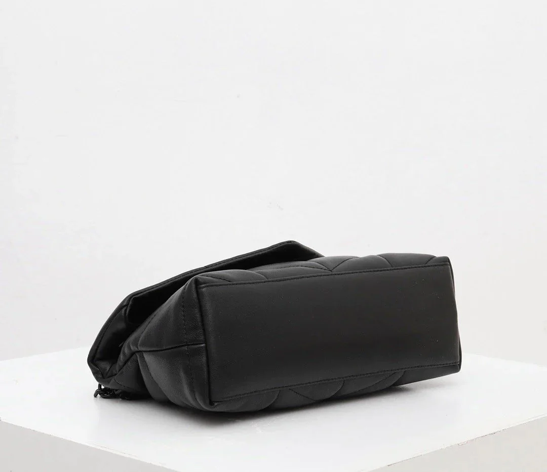 Saint Laurent Loulou Shoulder bag