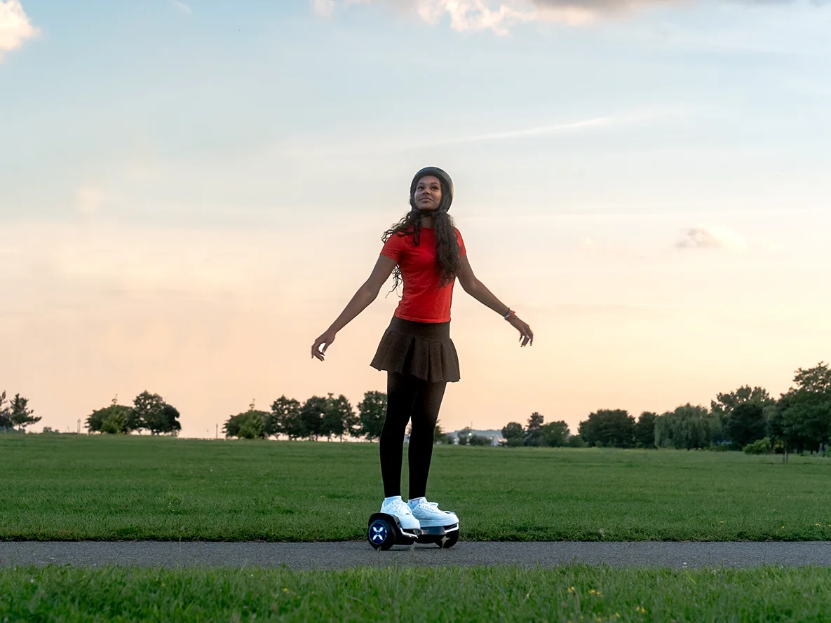 Evolution Hoverboard for Children, LED Headlights, 6 mph Max Speed, Midnight Blue(Midnight Blue) - Image 10