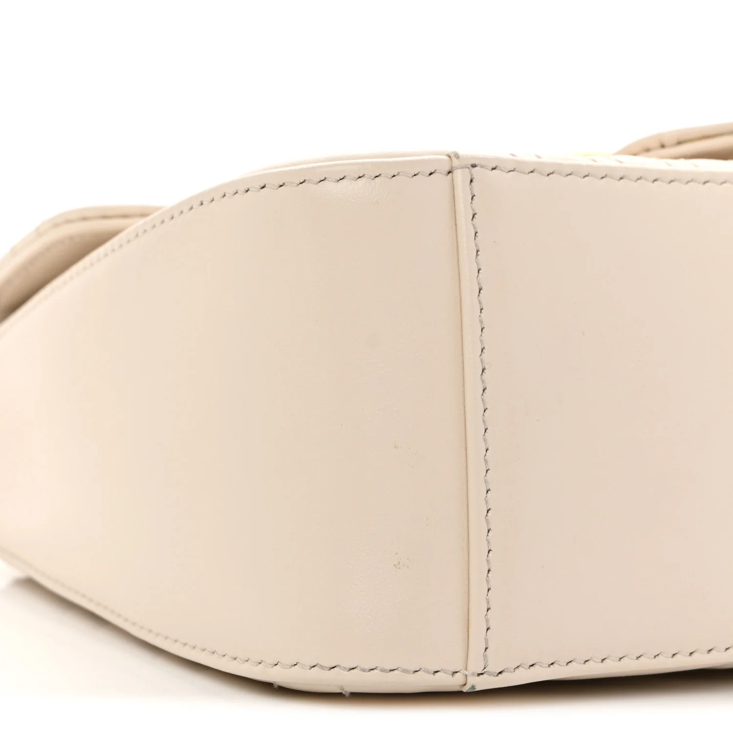 Calfskin Matelasse Mini GG Marmont Top Handle Shoulder Bag White