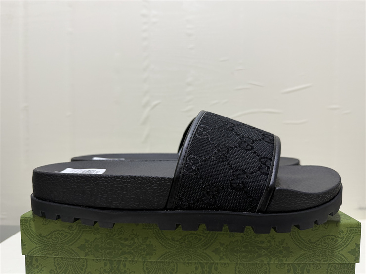 GUCCI Web Striped Strappy Slip-on Sandals