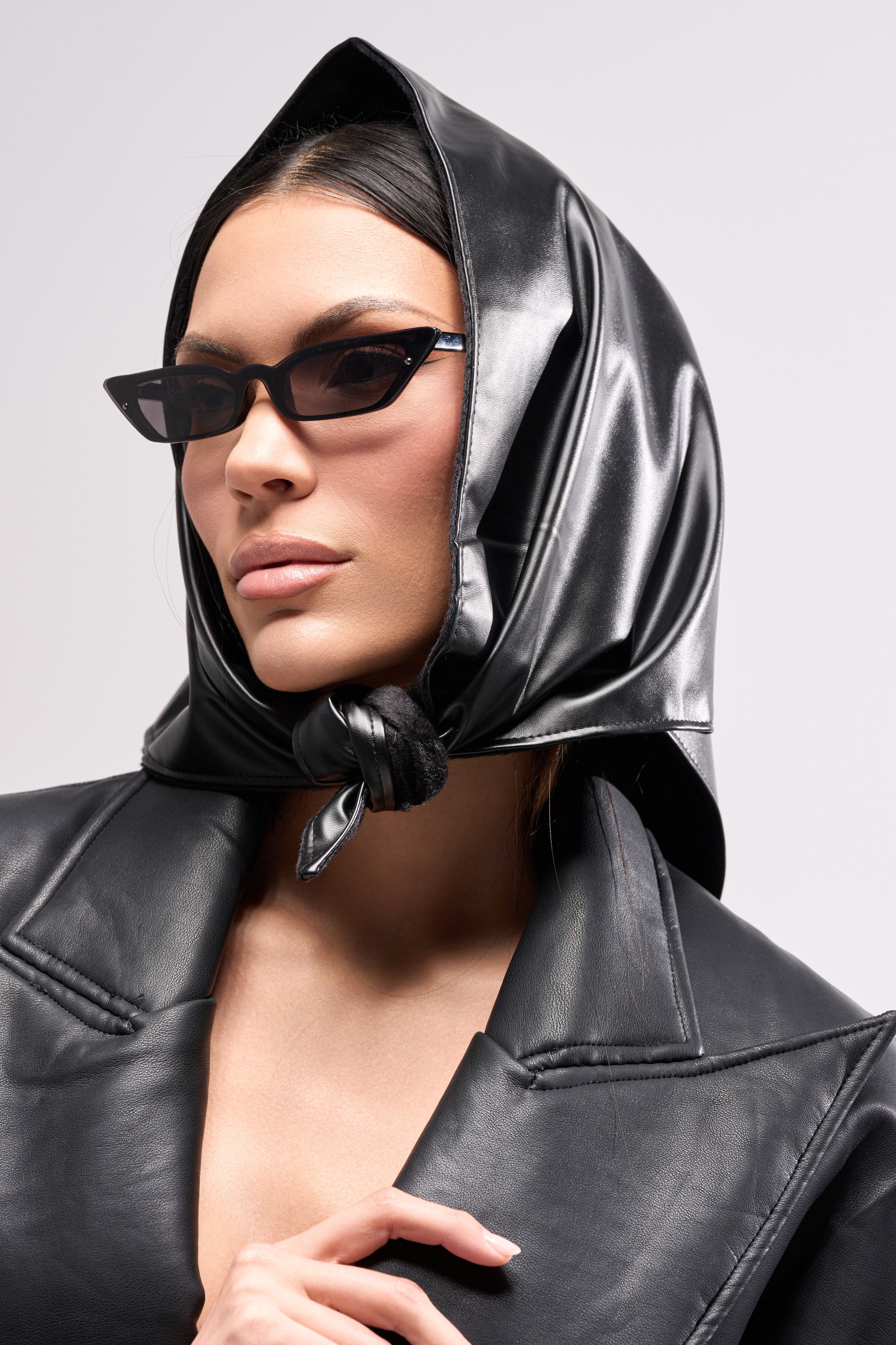 ITS A WRAP PU HOOD - Akira Store