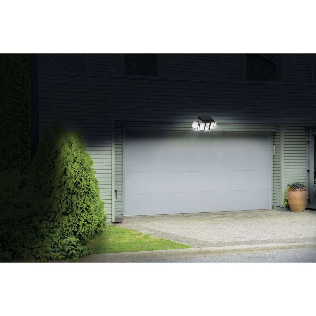 Projecteur LED mural solaire autonomie 10H