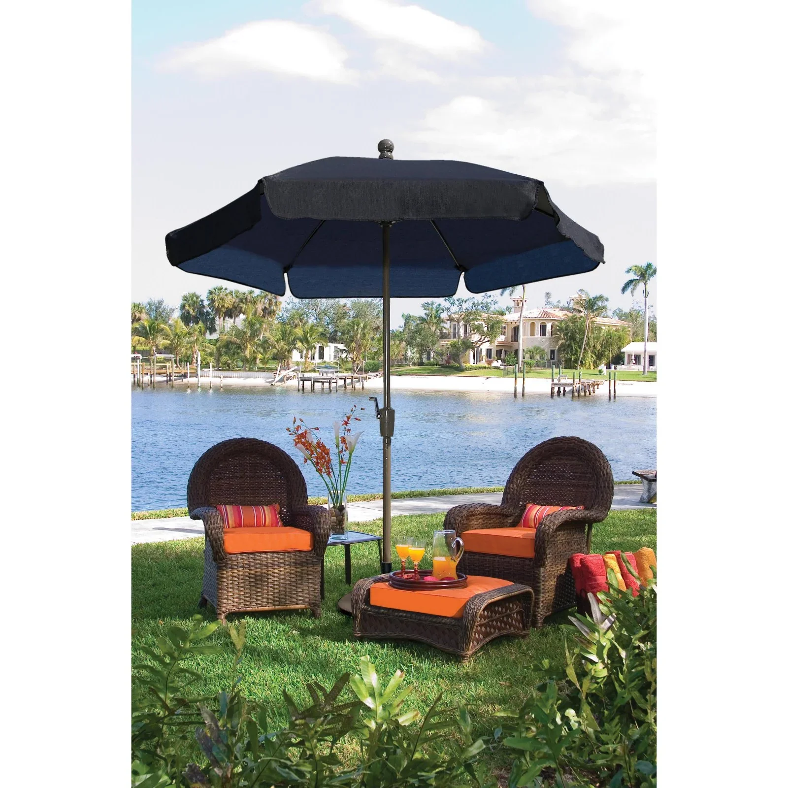 FiberBuilt 7.5-ft. Wind Resistant Garden Umbrella