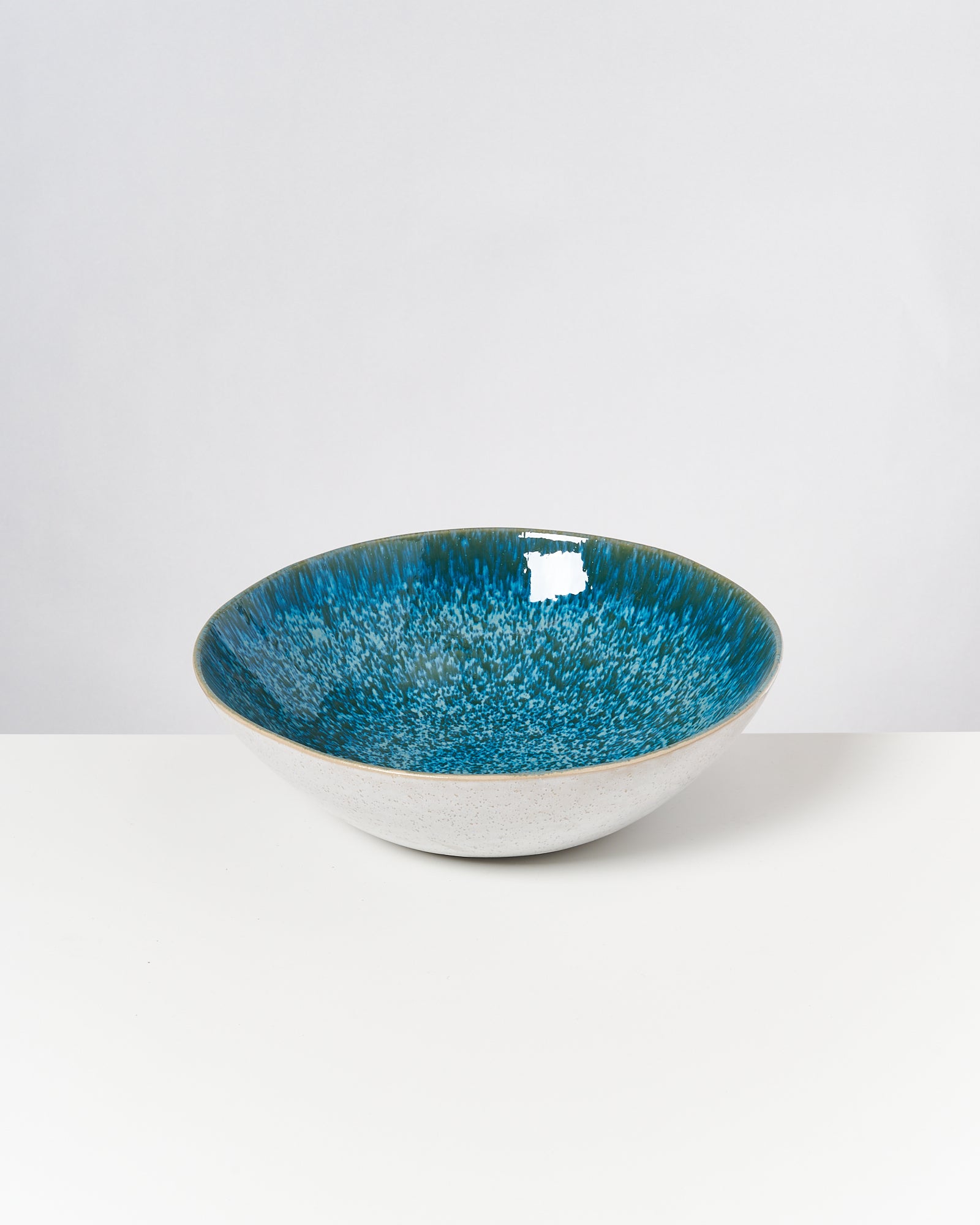 AREIA - LARGE SERVING BOWL AQUA