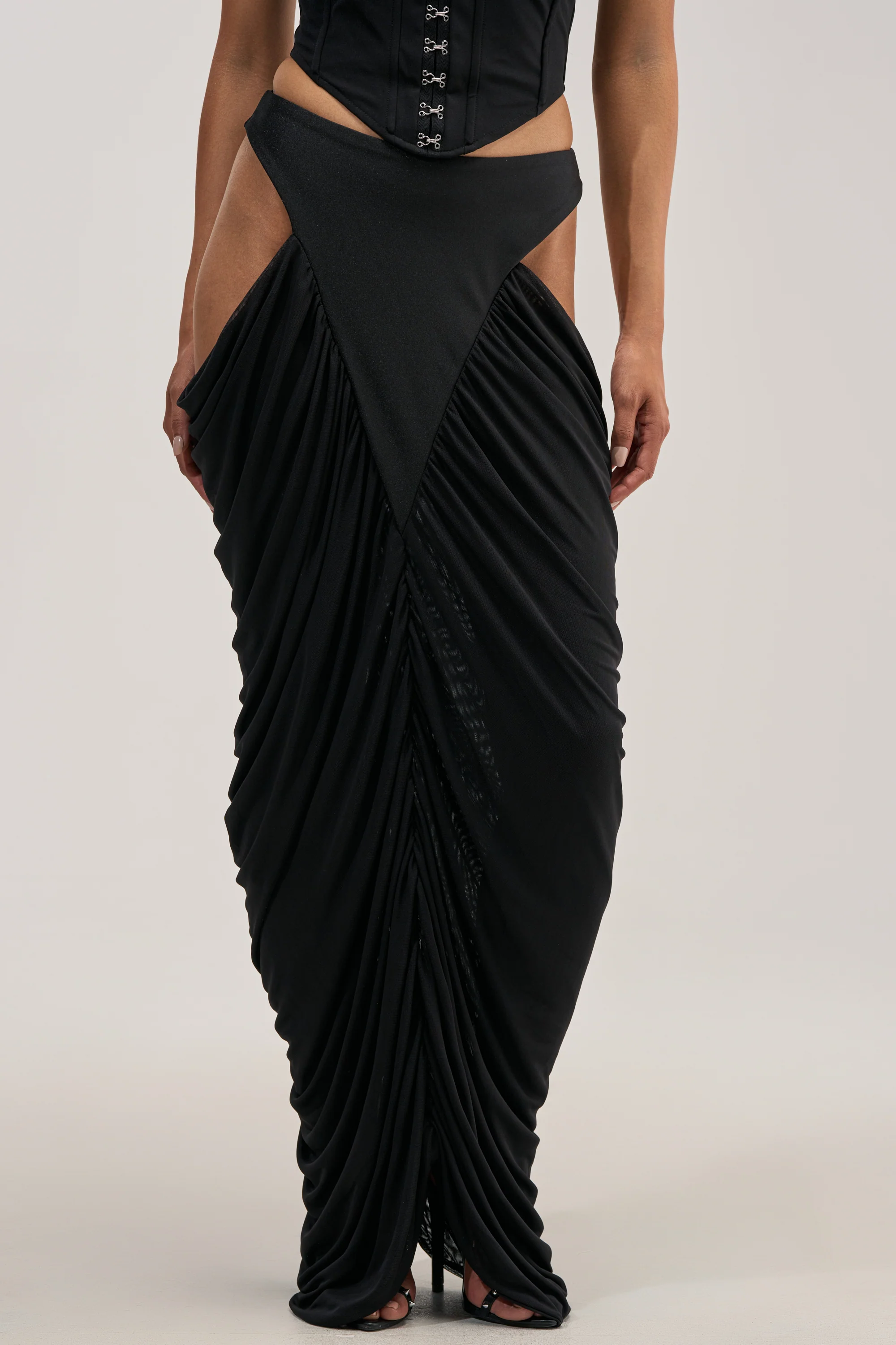HOTTIE ALERT MESH MAXI SKIRT - Akira Store