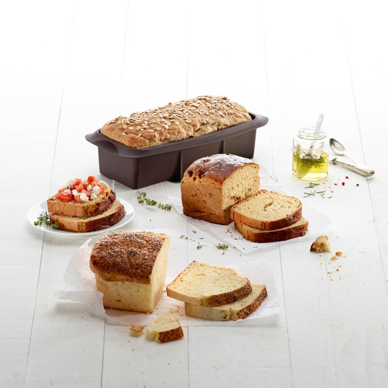 Silikonform for brød eller kake 25x13 cm brun