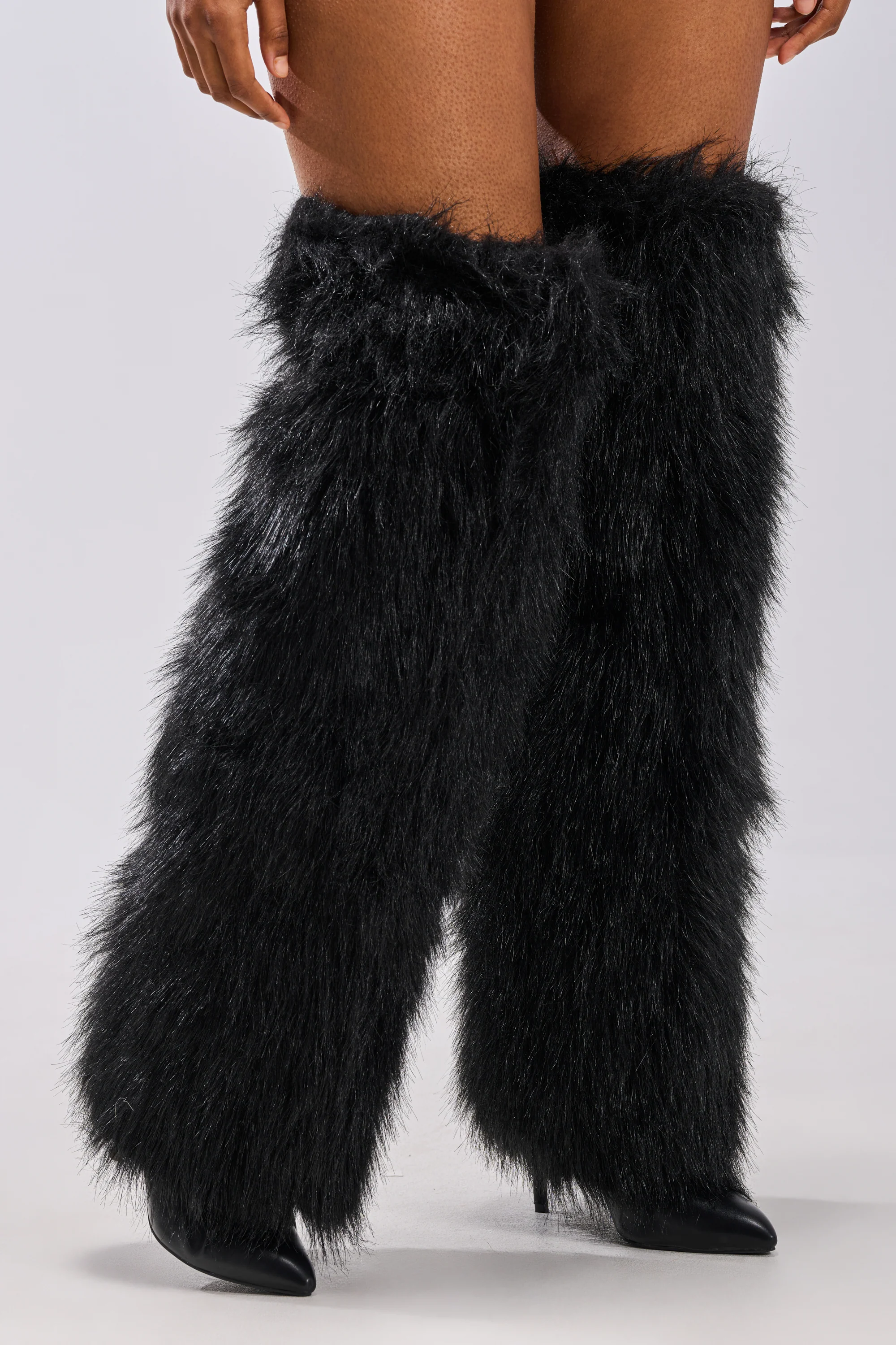 AZALEA WANG LANGLEYE BLACK THIGH HIGH FUR LUXE BOOT - Akira Store