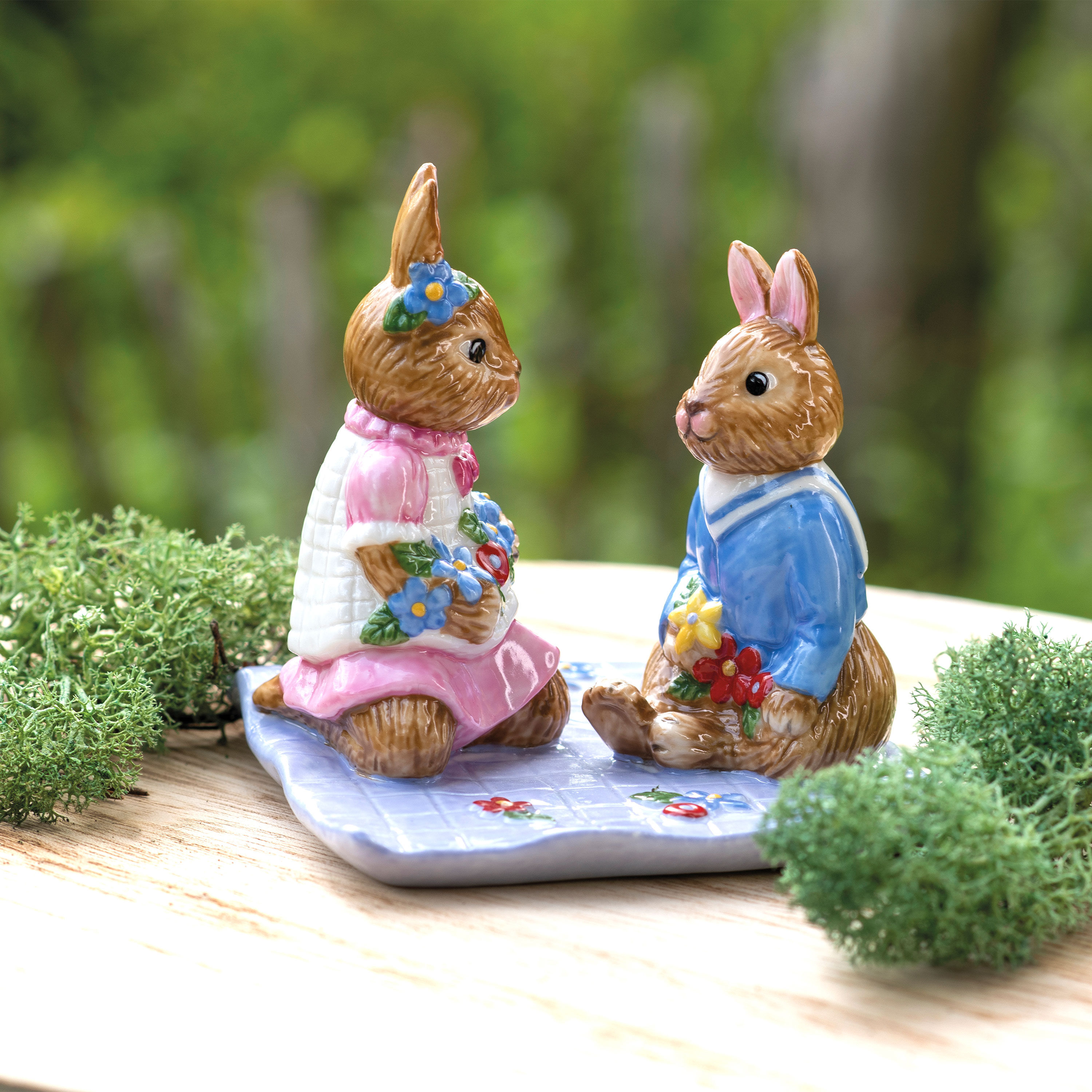 Bunny Tales Easter figurine - White, 3.3'' x 3.3'' x 3.2'', porcelain