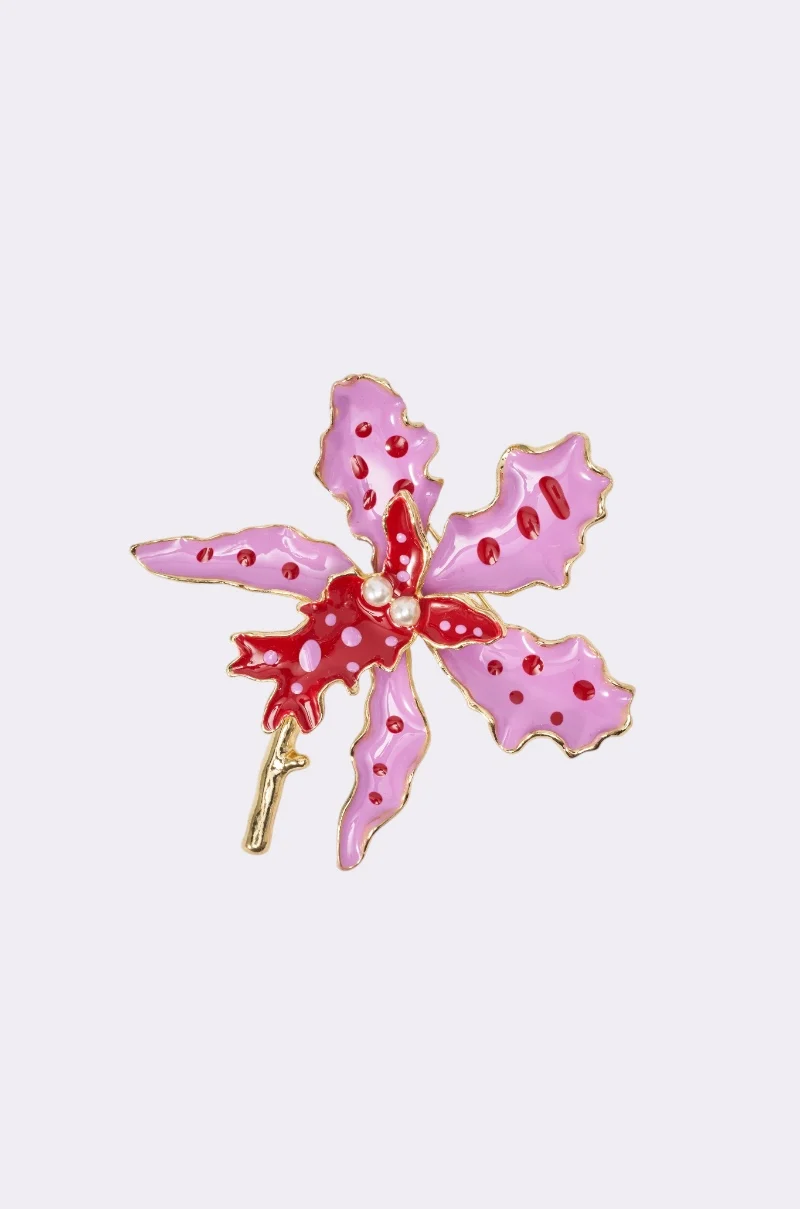 EPITOME OF BEAUTY BROOCH - Akira Store