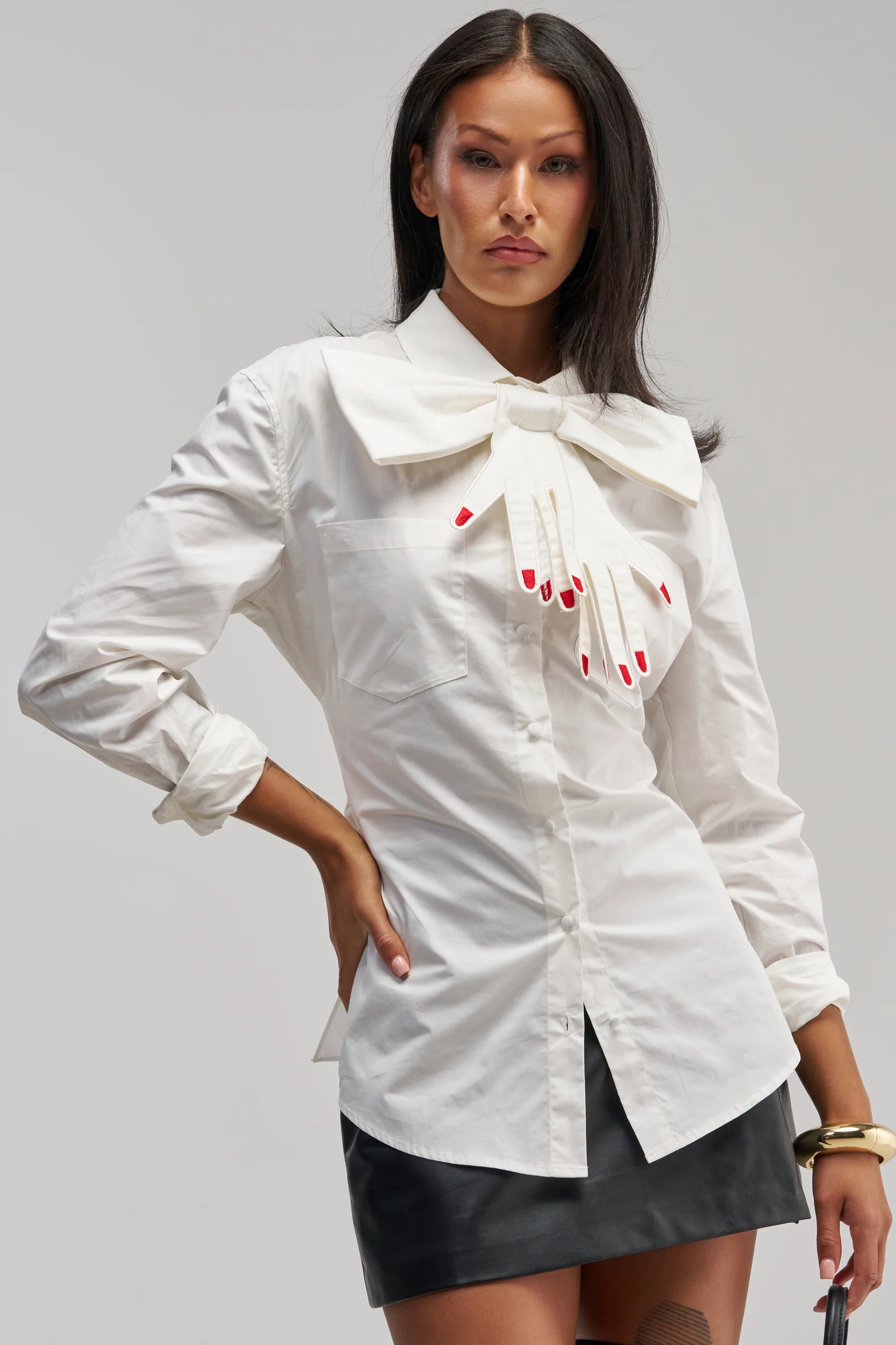 HANDS OFF POPLIN BLOUSE - Akira Store
