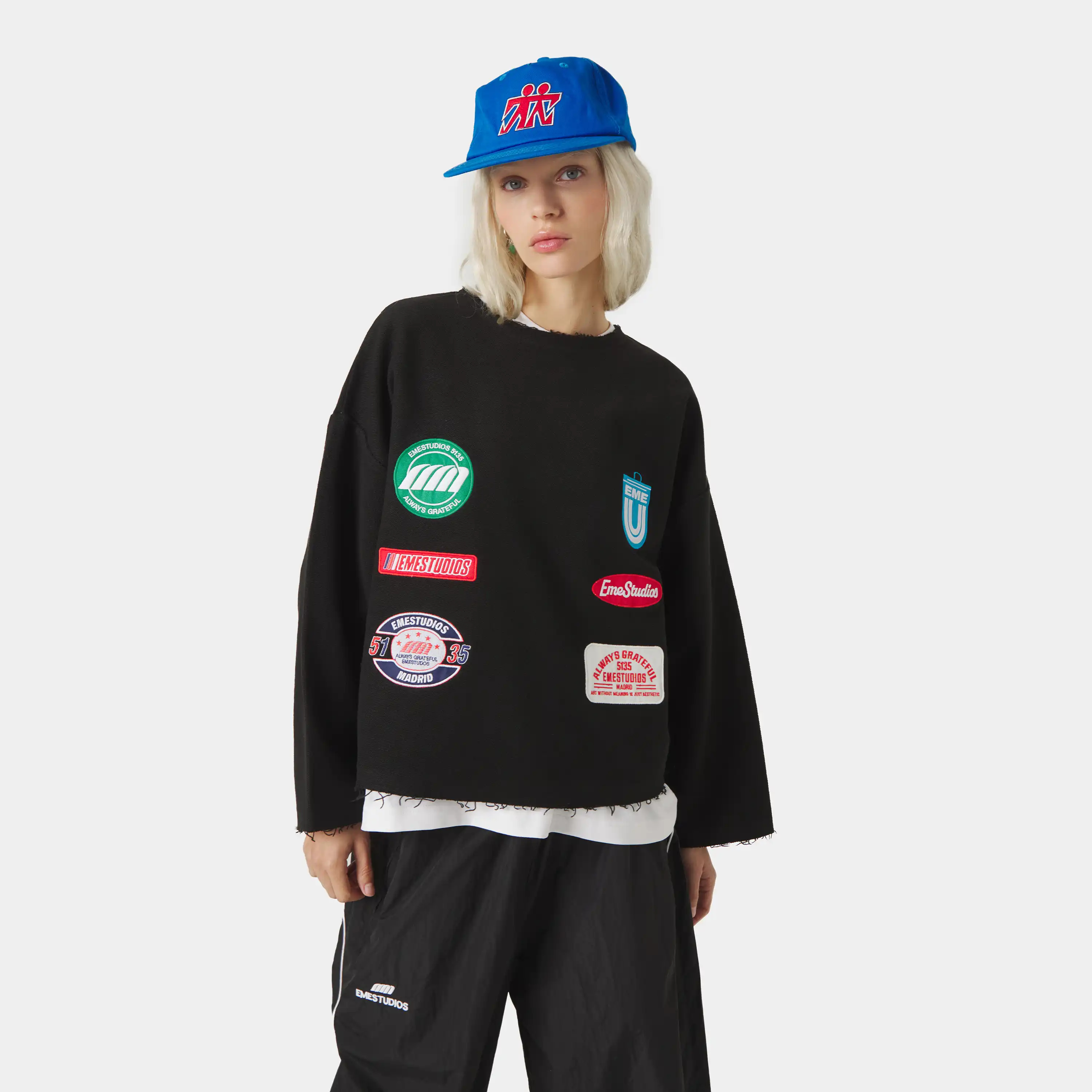 Patches Black Oversized Crewneck