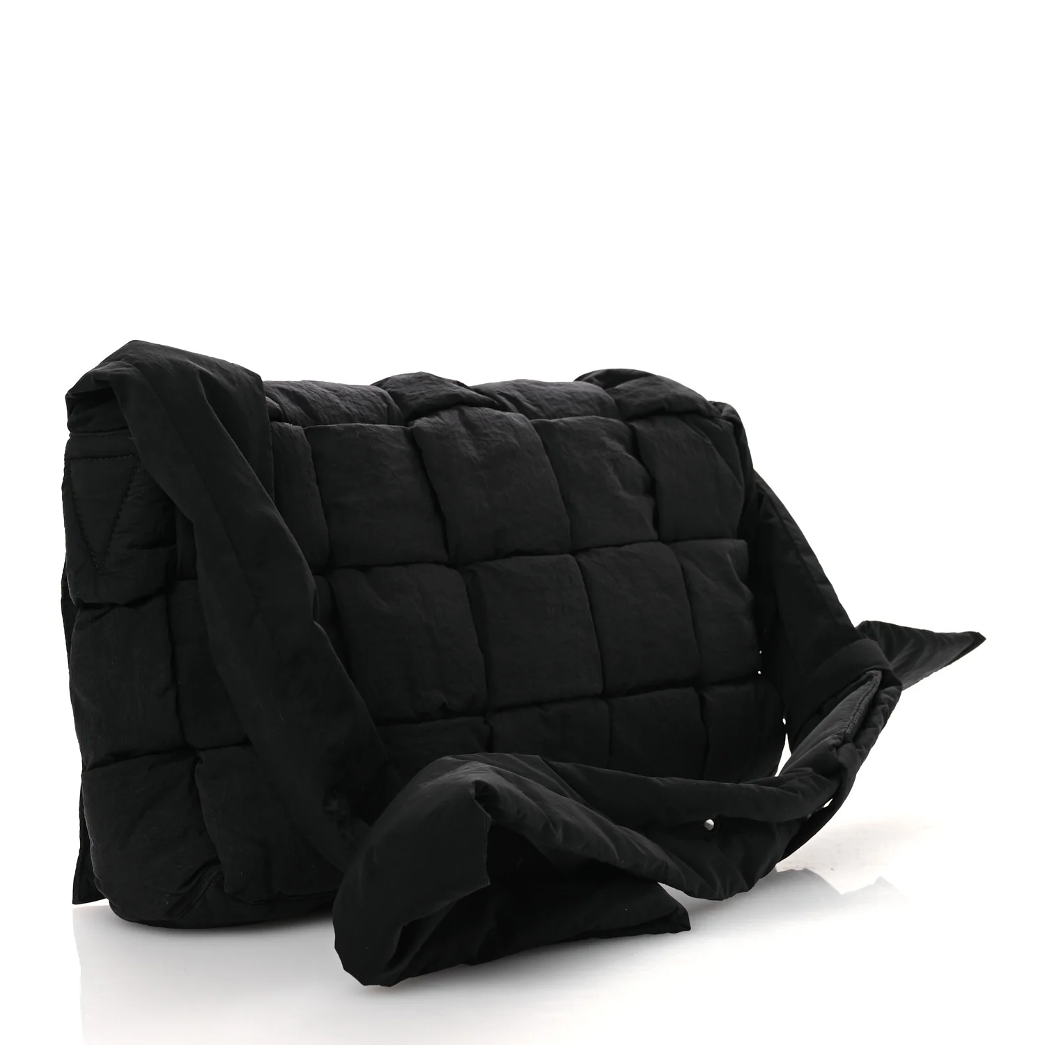 Nylon Intrecciato Padded Tech Maxi Cassette Bag Black