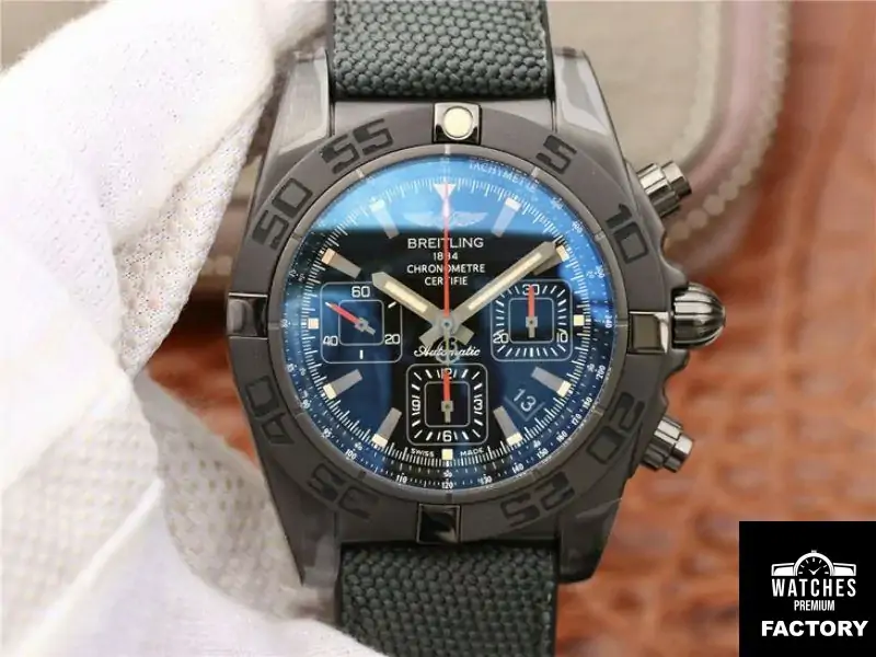 Breitling Chronomat 44MM MB0111C3 / BE35 / 153S.M GF Factory Black Dial