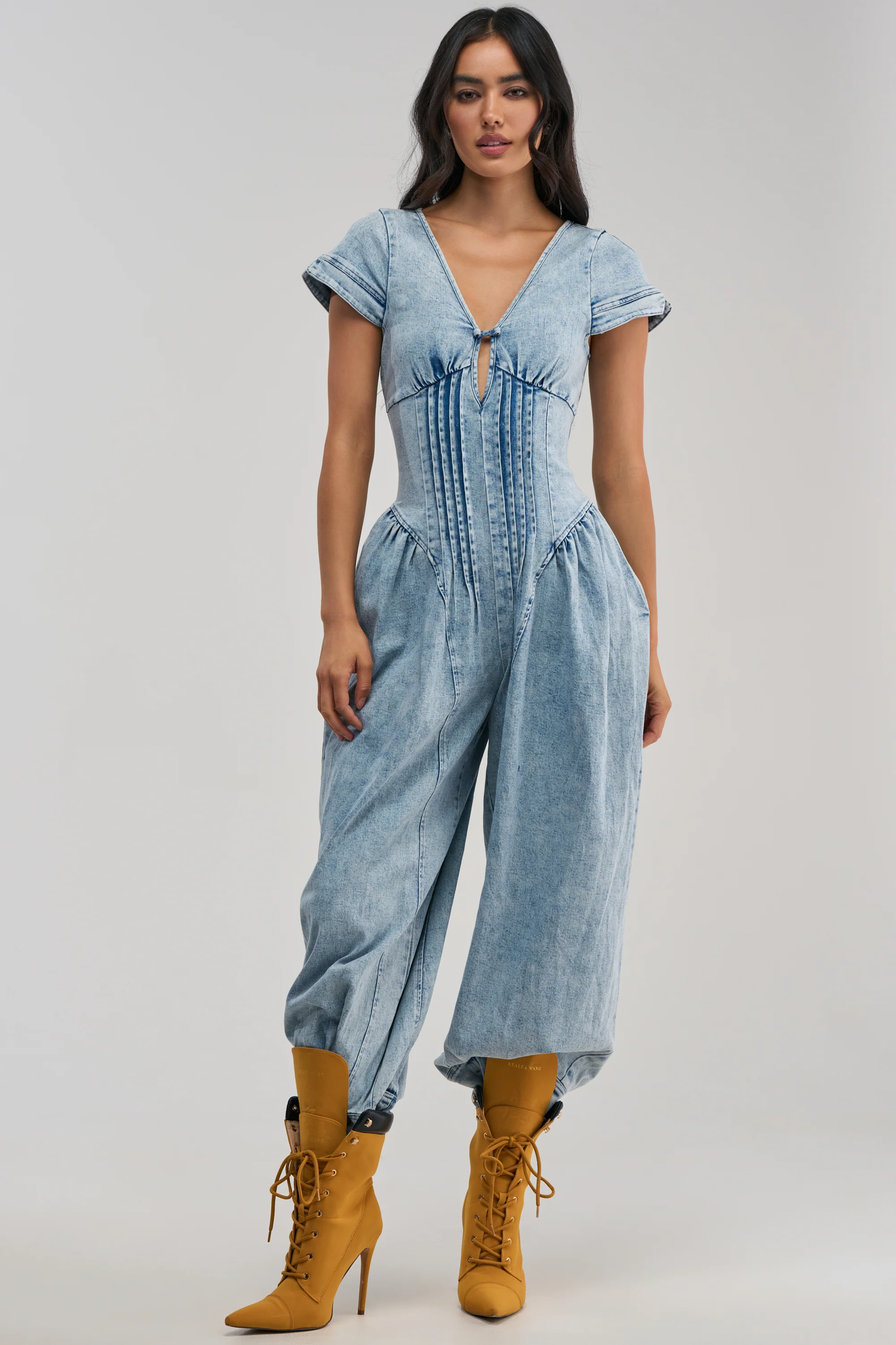 MUST HAVE SHORT SLEEVE DENIM JUMPSUIT - Akira Store