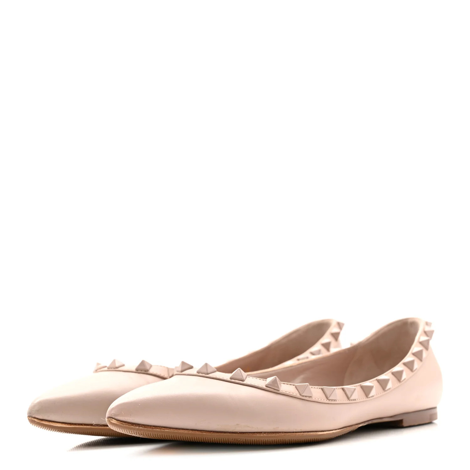 Calfskin Lacquered Monochrome Rockstud Ballerina Flats 38 Poudre