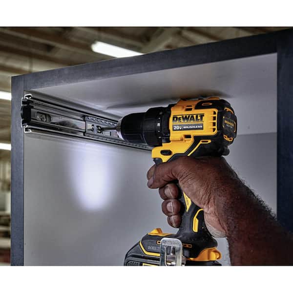 ATOMIC 20V MAX Cordless Brushless Compact 1/2 in Drill/Driver (Tool Only) Image 8