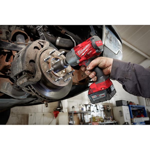 M18 FUEL 18V Lithium Ion Brushless Cordless 1/2 in High Torque Impact Wrench with Grease Gun Kit, Resistant Batteries Image 9
