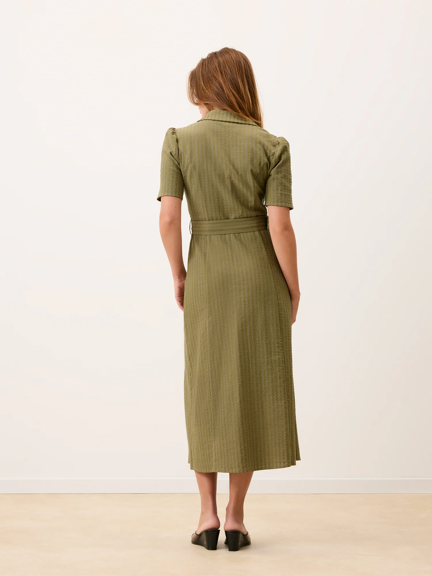 Robe RAELLA