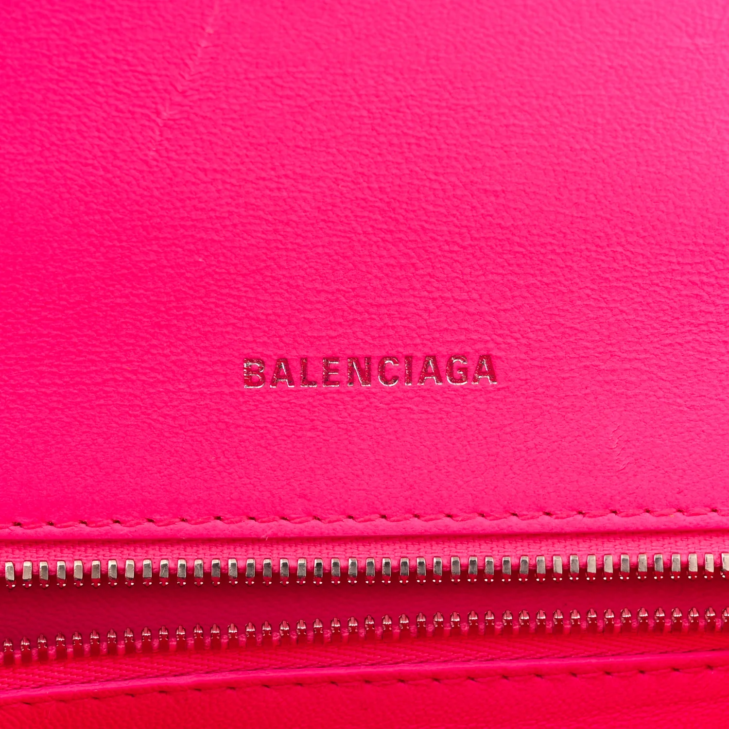 Shiny Box Calfskin Small Hourglass Top Handle Bag Acid Fuchsia