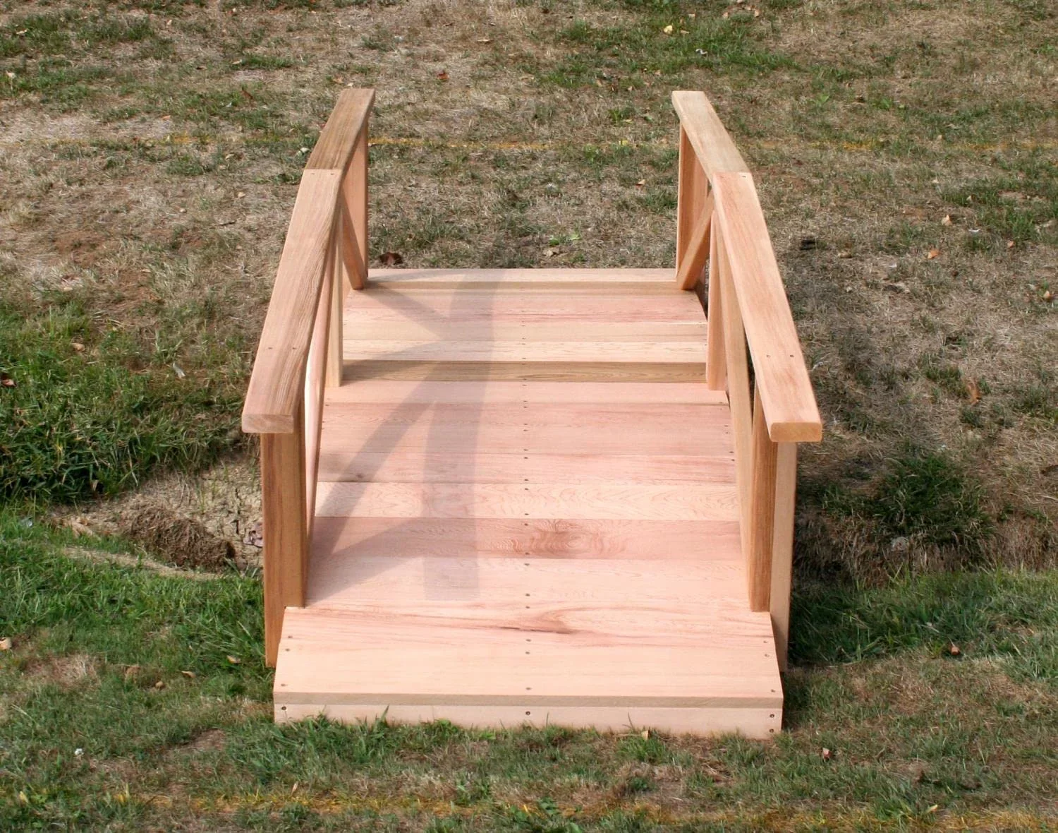 Creek Vine Designs WF1712CVD 12 ft. Cedar Pearl River Garden Bridge