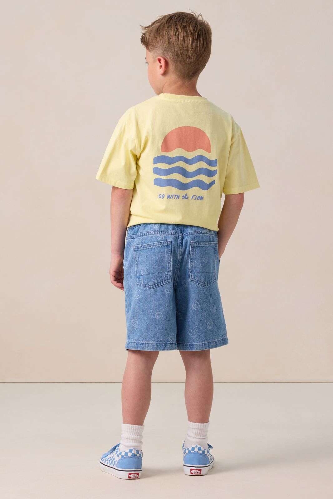 Lichtgeel t-shirt met artwork