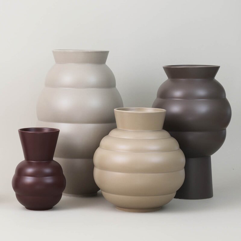 Tortus Archie vase No4 37 cm dark grey