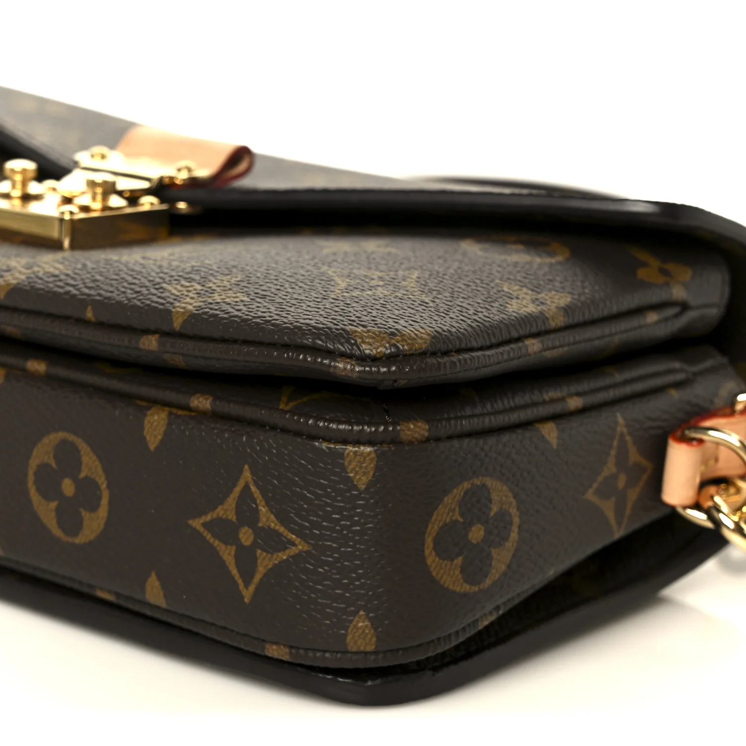 Monogram Pochette Metis East West