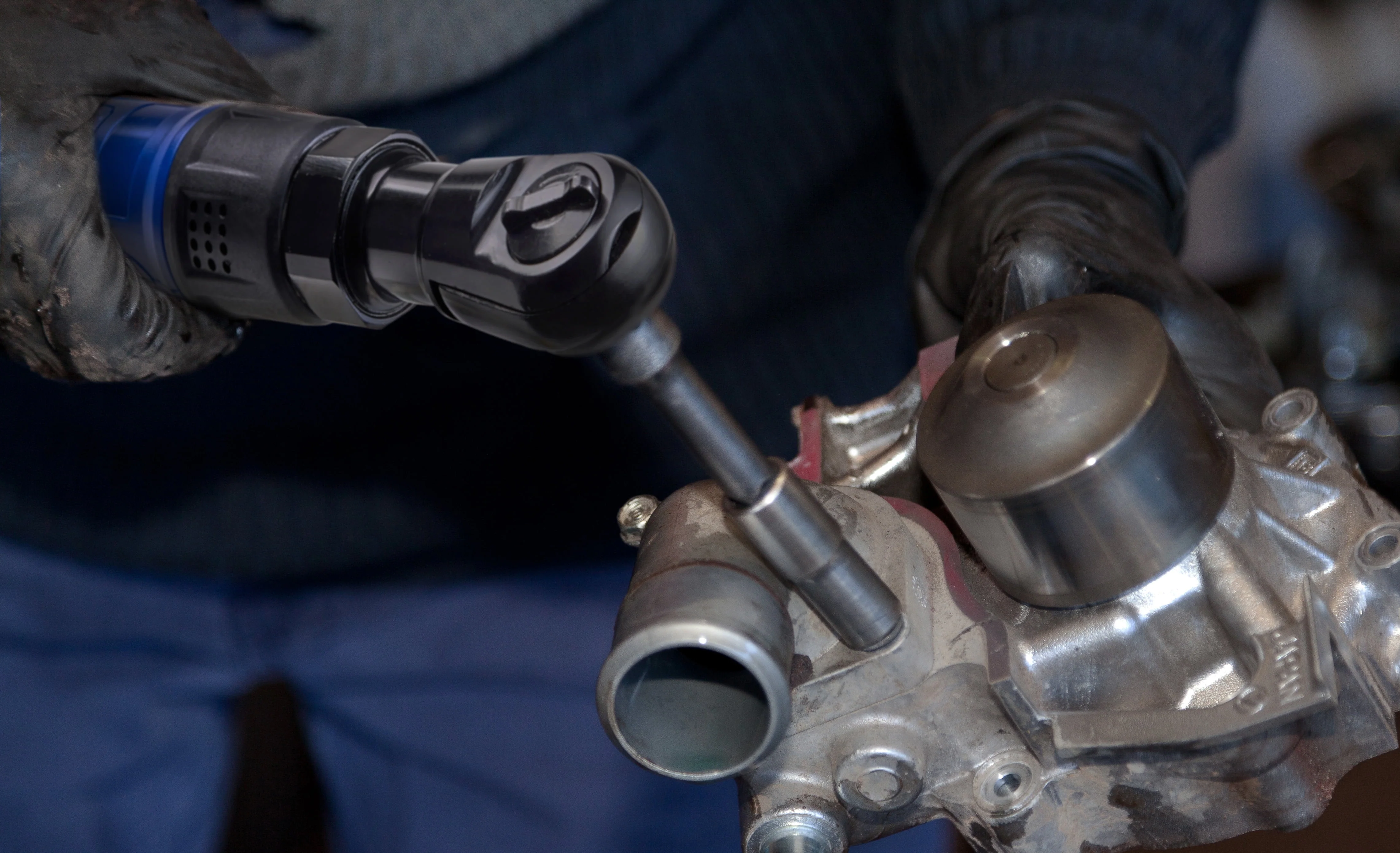 ACDelco ANI405A-NK1, 3/8 Pneumatic Impact Wrench, 8000 RPM 5-Speed