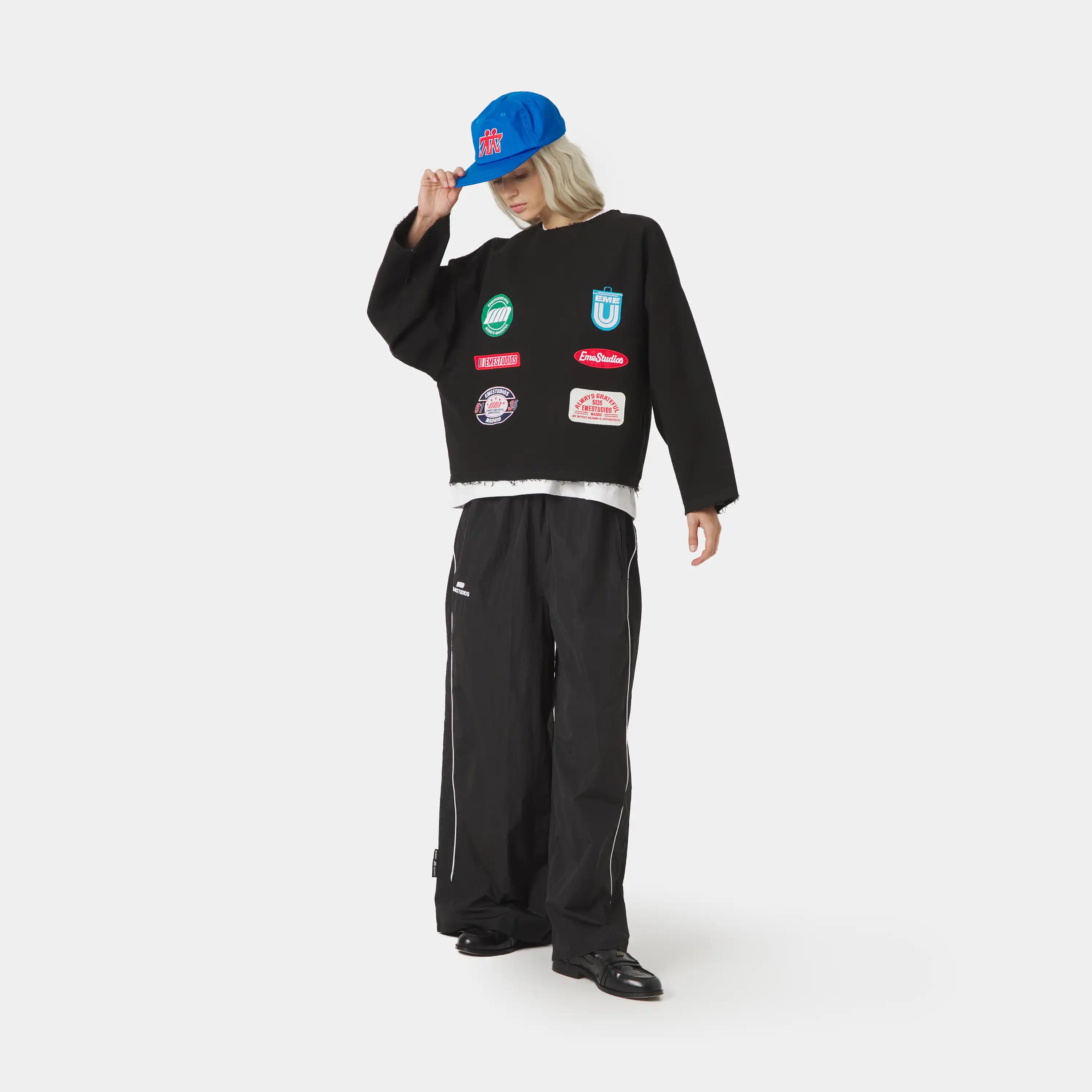 Patches Black Oversized Crewneck