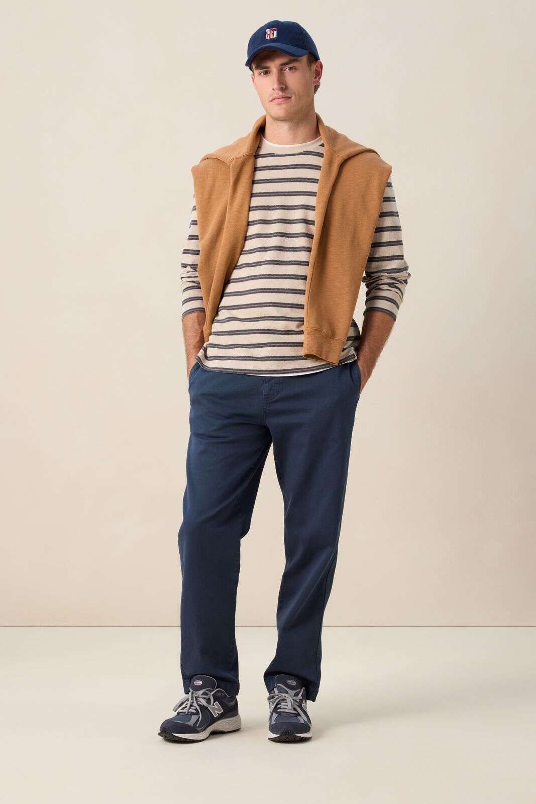 Beige T-shirt met strepen