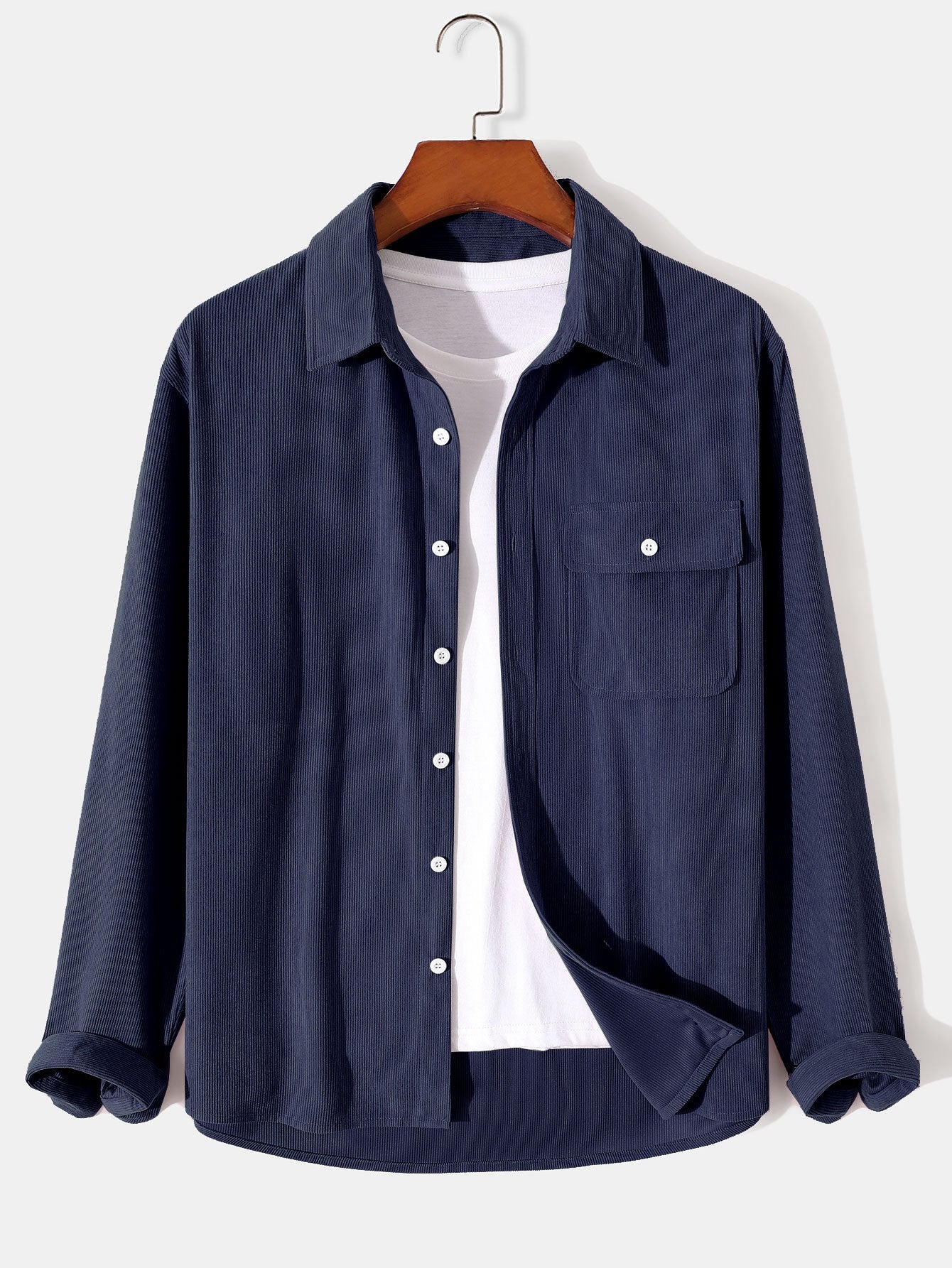 Chemise en velours côtelé à manches longues et poches à rabat