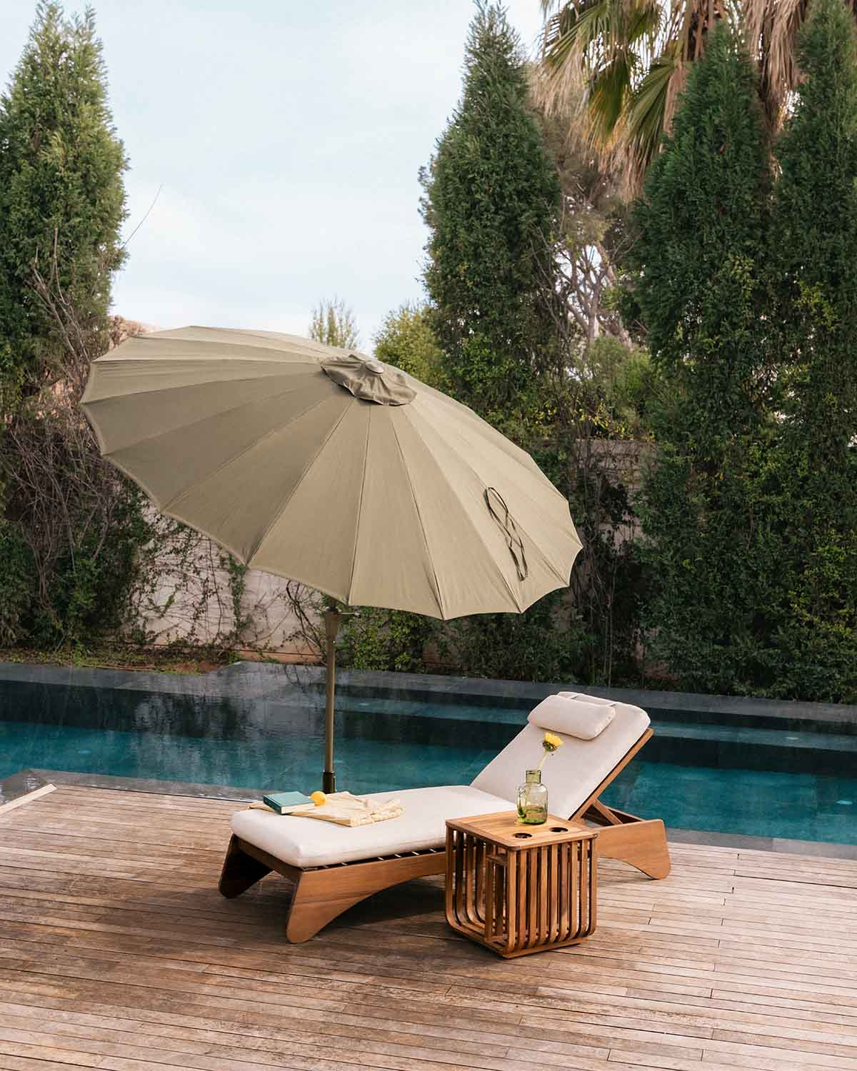 Lorent - Tumbona Reclinable de Madera de Acacia y Tela Lorent