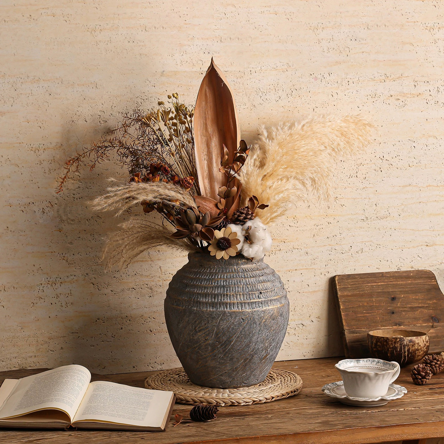 Flower vase