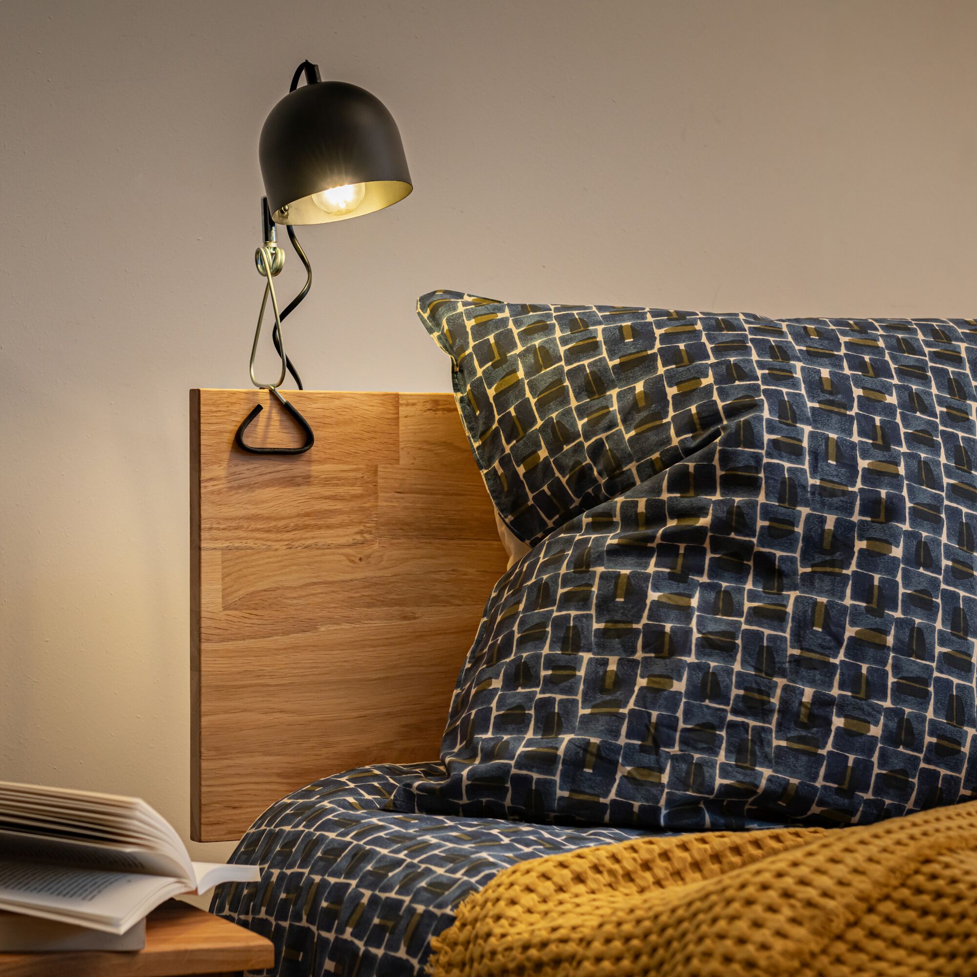 YONI - Lampe à pince électrifiée en acier H31cm - noir